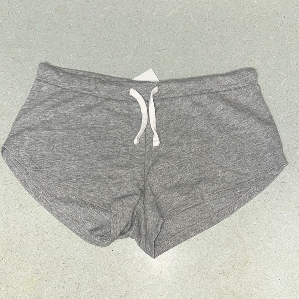 SHORTS H&M Gray 🌸 Lightweight and Comfortable 🌸 Cotton / Poly 🌸 Drawstring